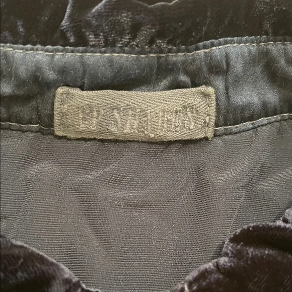 CP Shades Silk Blend Plush Velvet Button-Up Top in Deep Blue - Picture 4 of 6